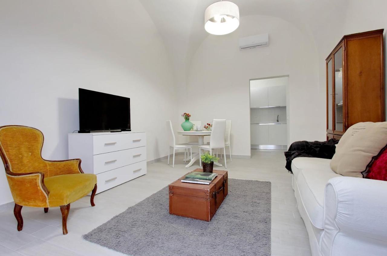 Ponte Cavour Apartment Řím Exteriér fotografie